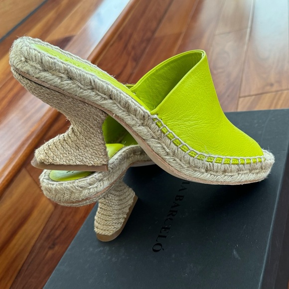 Shoes - Paloma Barcelo Leonor Slide Sandal in Mint